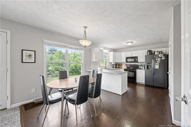 Building Photo - 3517 Gables Dr