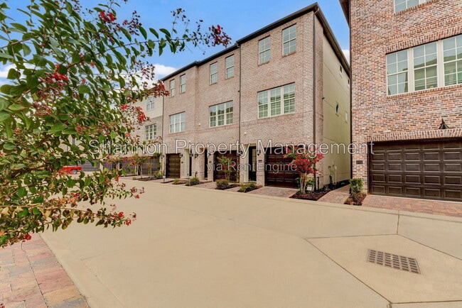 Building Photo - 2724 Dolce Oaks Dr