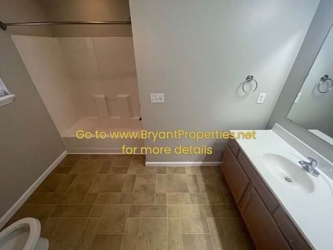 Building Photo - Nashville - Oprayland Area