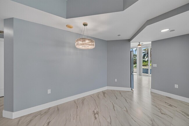 Building Photo - 1440 S Ocean Blvd