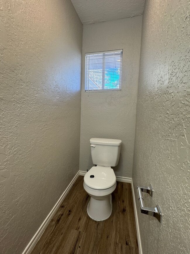 Building Photo - 1626 NW 38th St