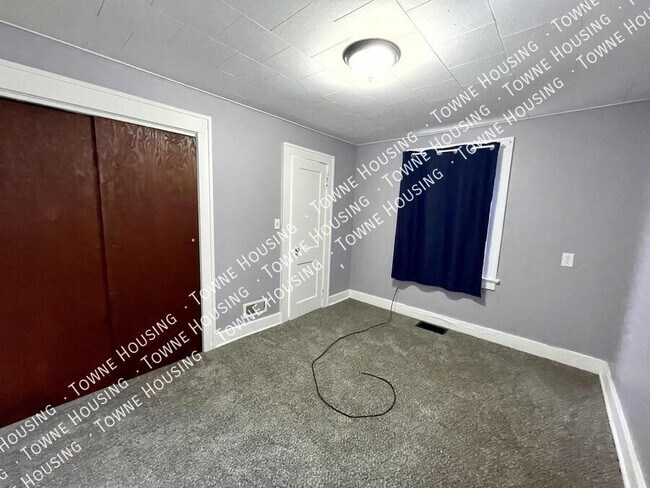 Building Photo - 640 Magee Ave