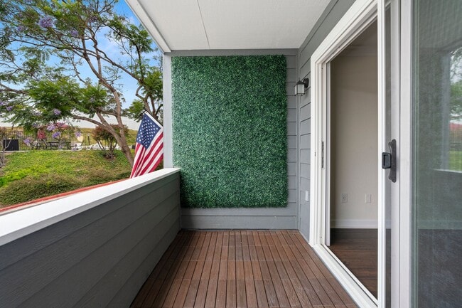 Building Photo - MOVE IN SPECIAL- $500 off First Months Ren...
