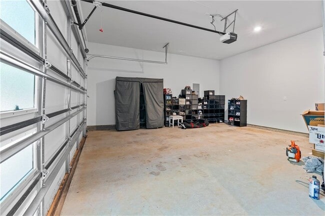 Building Photo - 1010 Violet St SW