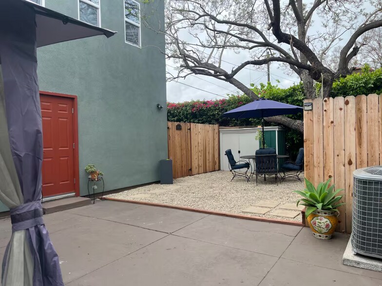 Backyard - 1238 Meadowbrook Ave