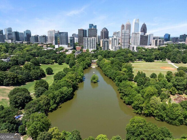 Building Photo - 275 13th St NE