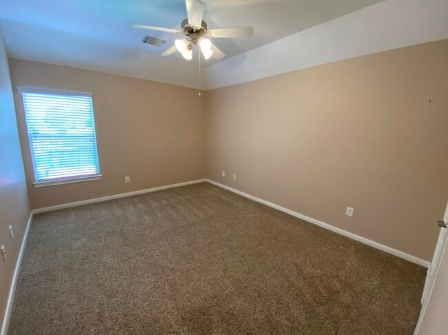 Building Photo - 26226 Bright Dawn Ct