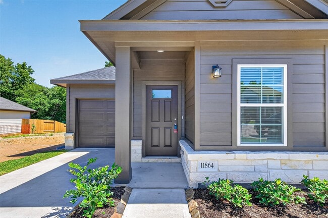 Building Photo - 11864 E Gate Dr