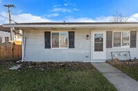 Building Photo - 30 W Oxford St