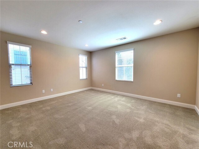 Building Photo - 56 Latitude