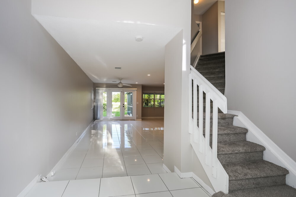 Building Photo - 4330 SW 82nd Way