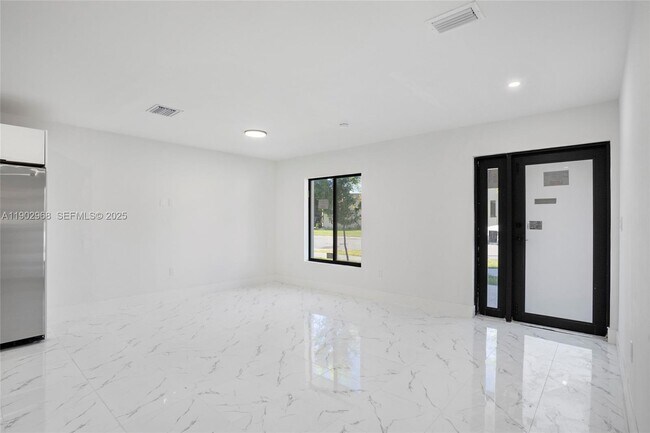 Building Photo - 10362 SW 180th St