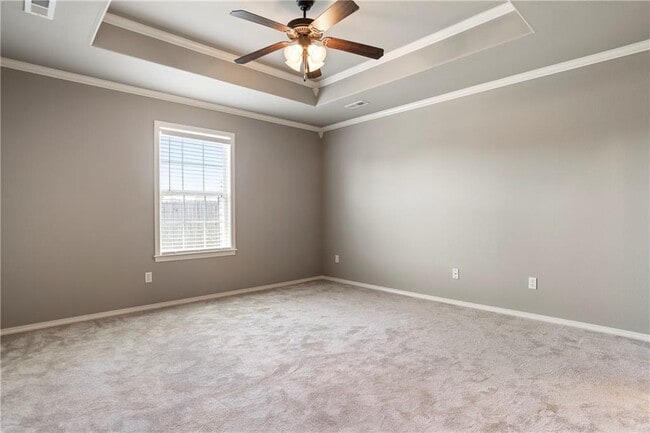 Building Photo - 403 Cherry St