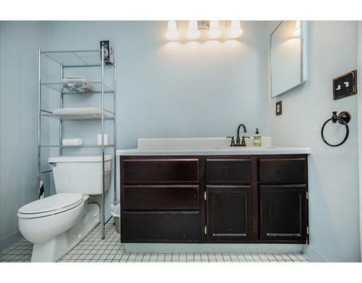 Building Photo - 30 Chelsea St