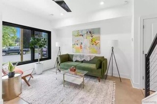 Building Photo - 3309 Cochrane St