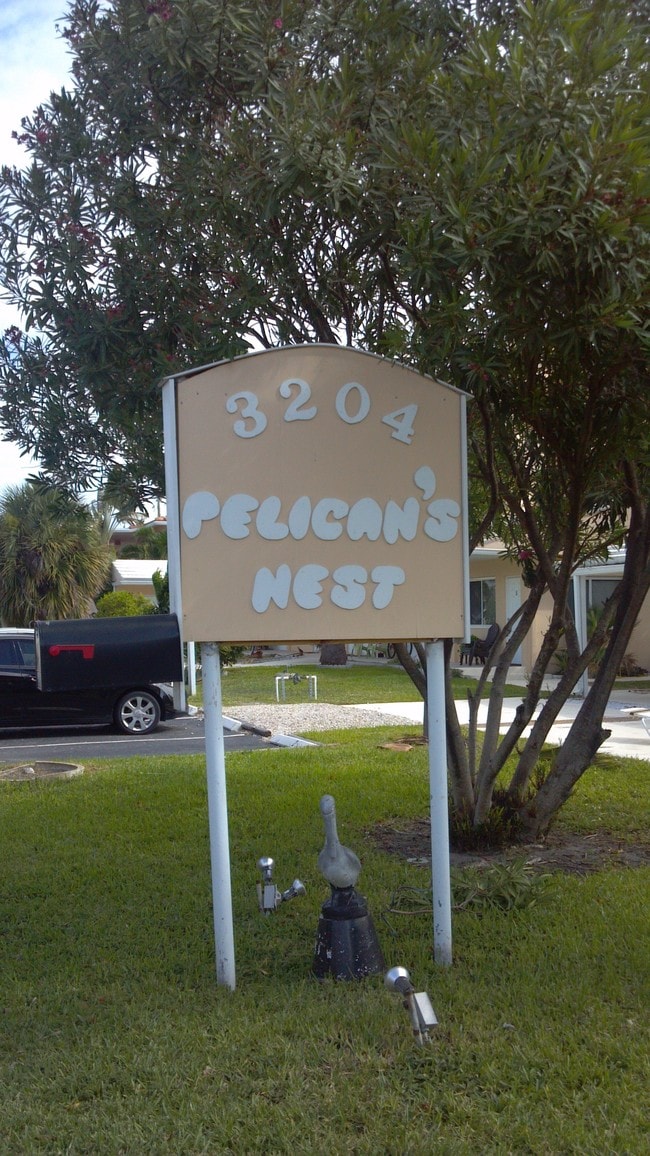 Building Photo - Pelican's Nest