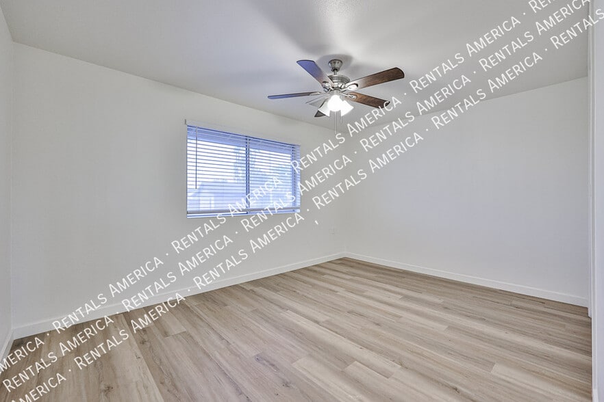 Building Photo - 12450 N Augusta Dr