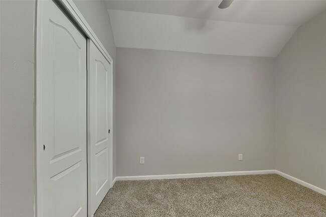Building Photo - 22447 Stamford Brook Ct