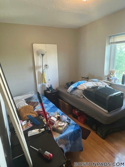 Building Photo - 226 Parker Hill Ave