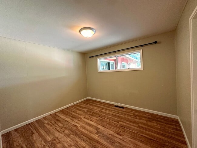 Building Photo - Cutest 3-Bedroom House with Covered Back Patio + Bonus Storage/Office!