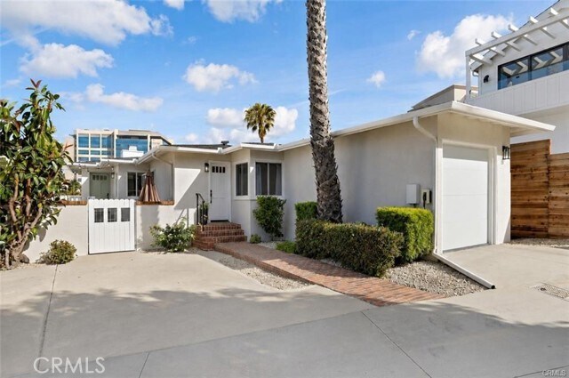 Building Photo - 226 La Jolla Dr