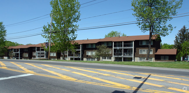 Primary Photo - Oneida Garden Apartments