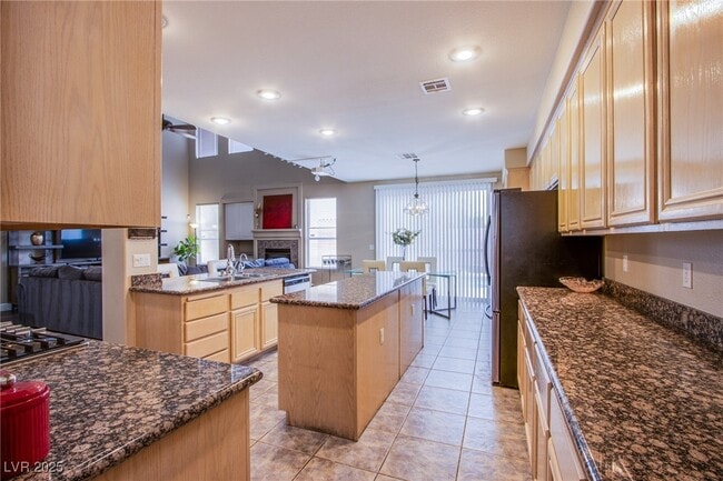 Building Photo - 3838 Erva St