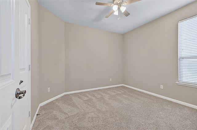 Building Photo - 405 Roger Graves Cir