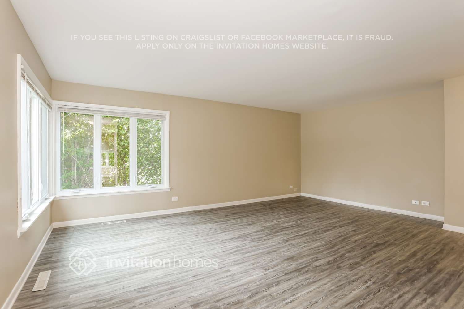 Building Photo - 1462 Deerfield Rd
