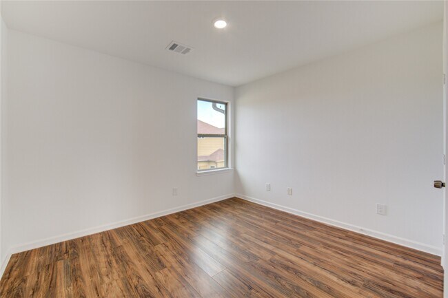 Building Photo - 12726 Plummersville St