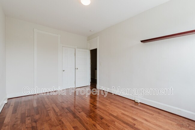 Building Photo - 3523 Warder St NW
