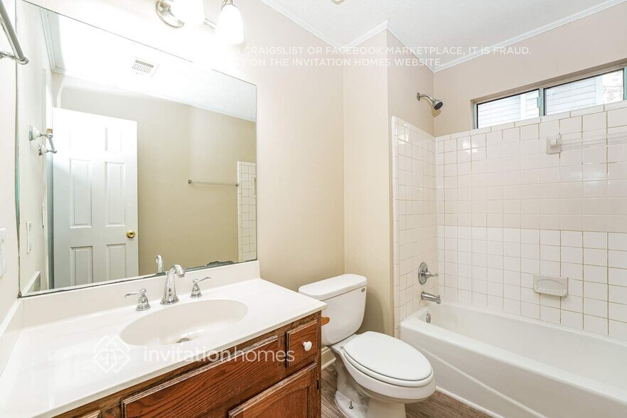 Building Photo - 2069 Plantation Rd