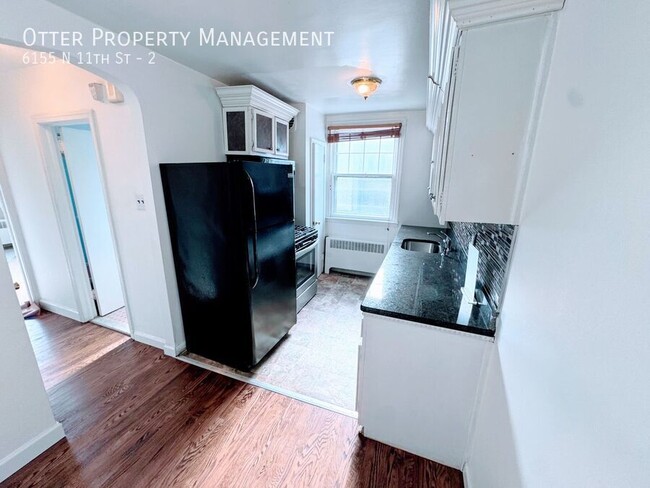 Building Photo - 6155 N 11th St