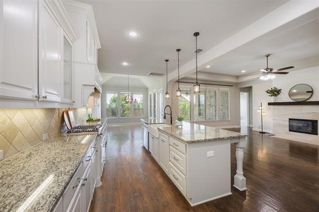 Building Photo - 1336 Grassland Dr