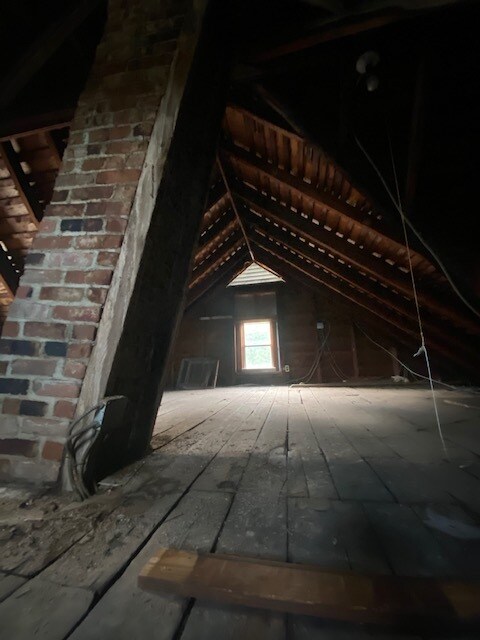 Attic -great for storage - 33 Southfield Ave