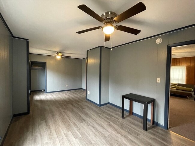 Building Photo - 21 Armory Pl