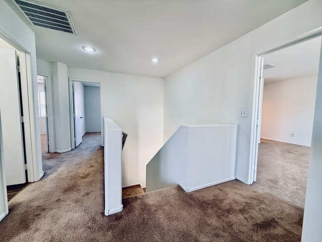 Building Photo - Available Now-Lovely Two Story Home!  Make it yours!