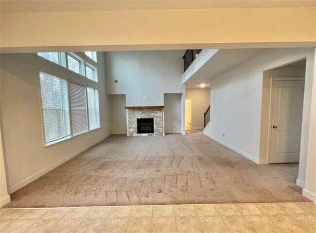 Building Photo - 181 Charolais Dr