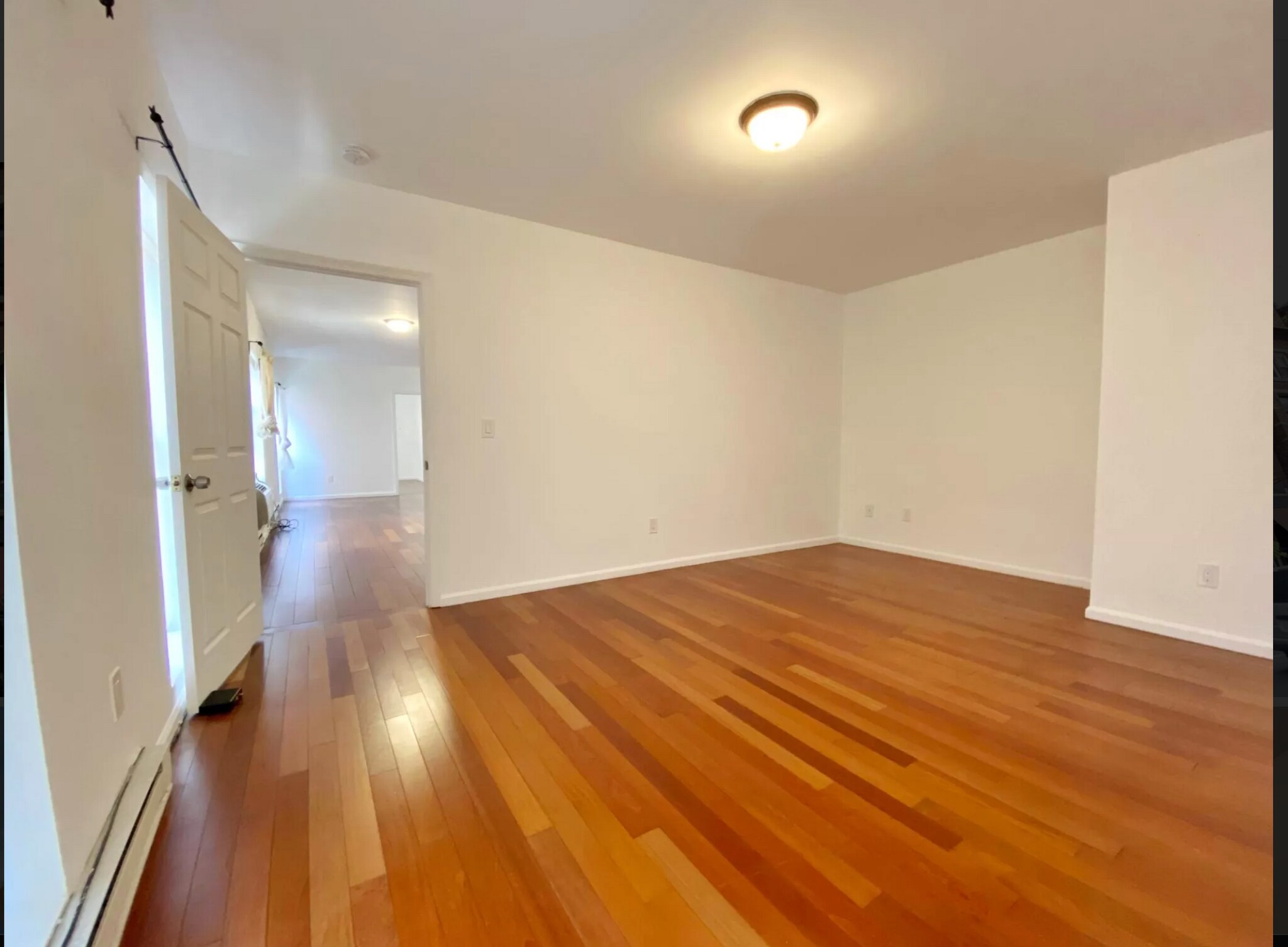 Building Photo - 701 Chestnut St