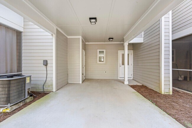 Building Photo - 246 N Sand Palm Rd