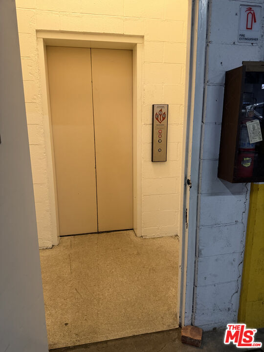 Building Photo - 843 4th St