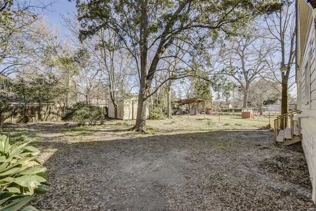 Building Photo - 2214 Ashley St