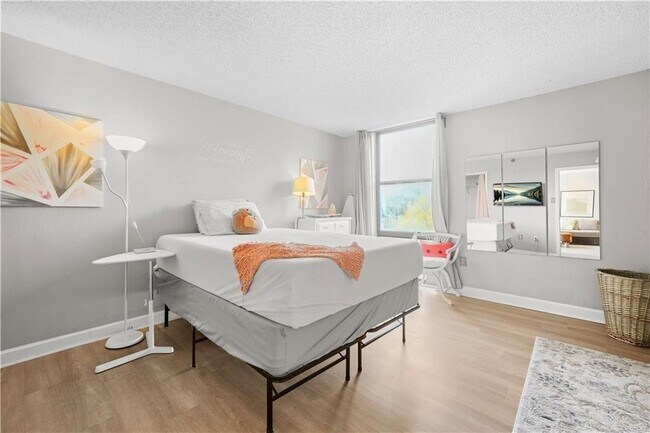 Building Photo - 375 Ralph McGill Blvd NE