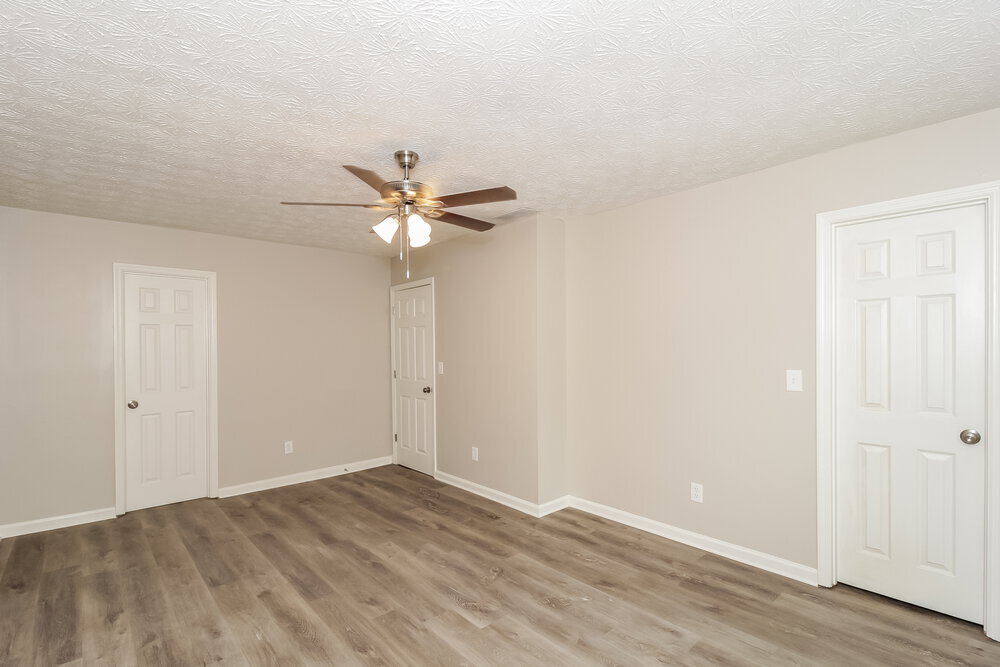 Building Photo - 1021 Sugar Springs Dr SW