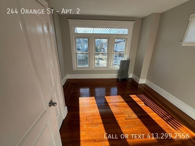 Building Photo - 244 Orange St