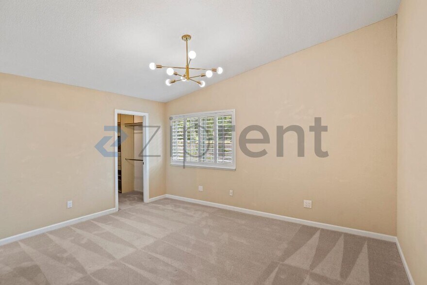 Building Photo - 6 Sandpebble Ct