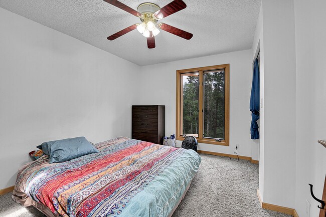 Building Photo - 204 Bristlecone Way