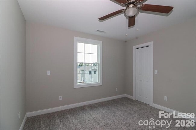 Building Photo - 3971 Newhall Dr NW
