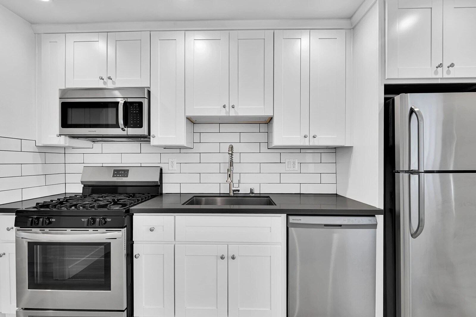 Building Photo - 1240 W 29th St