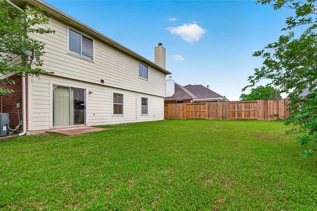 Building Photo - 8839 Aspen Meadow Dr